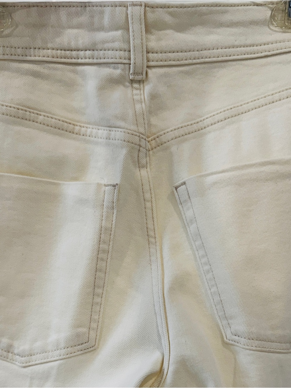 H&M Women's Wide-Leg Jeans in Cream - Picture 5 of 7